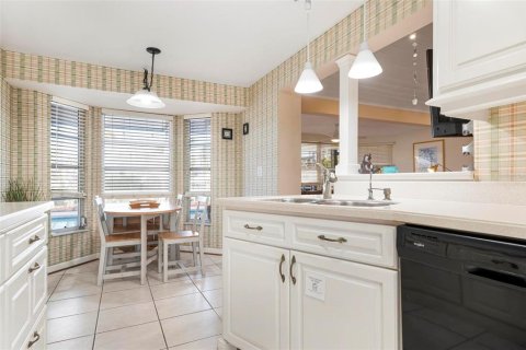 Casa en venta en Bradenton, Florida, 2 dormitorios, 156.08 m2 № 1521058 - foto 10