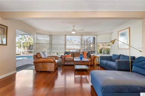 Casa en venta en Bradenton, Florida, 2 dormitorios, 156.08 m2 № 1521058 - foto 14