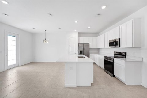 Touwnhouse à vendre à Davenport, Floride: 3 chambres, 150.69 m2 № 2236607 - photo 8