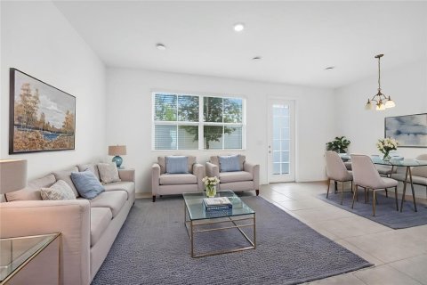 Touwnhouse à vendre à Davenport, Floride: 3 chambres, 150.69 m2 № 2236607 - photo 5