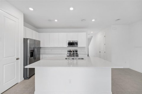 Touwnhouse à vendre à Davenport, Floride: 3 chambres, 150.69 m2 № 2236607 - photo 11