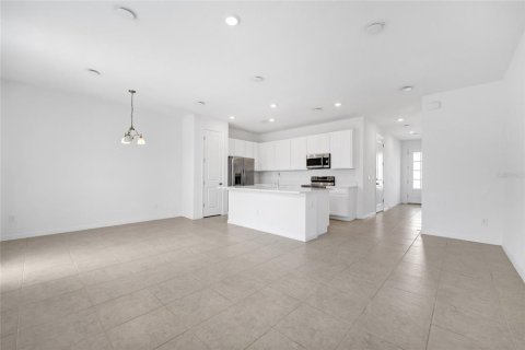 Touwnhouse à vendre à Davenport, Floride: 3 chambres, 150.69 m2 № 2236607 - photo 7