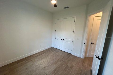 House in Oviedo, Florida 4 bedrooms, 185.8 sq.m. № 1369717 - photo 14