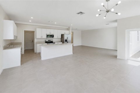 Villa ou maison à vendre à Homestead, Floride: 4 chambres, 274.34 m2 № 2275055 - photo 20