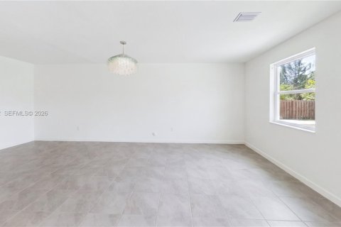 Villa ou maison à vendre à Homestead, Floride: 4 chambres, 274.34 m2 № 2275055 - photo 18