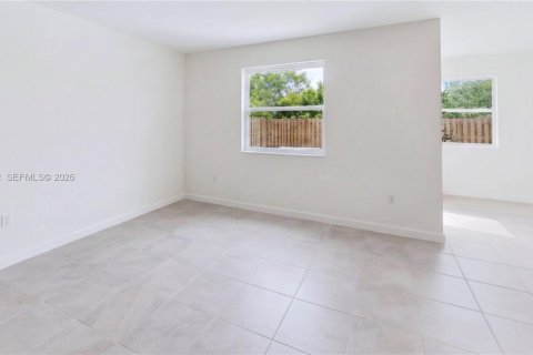 Villa ou maison à vendre à Homestead, Floride: 4 chambres, 274.34 m2 № 2275055 - photo 14