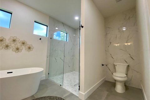 Villa ou maison à vendre à North Port, Floride: 3 chambres, 162.02 m2 № 2414110 - photo 30