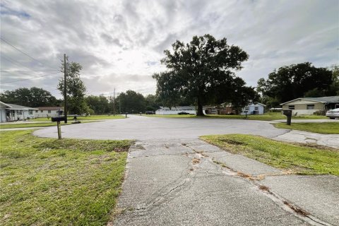 Villa ou maison à vendre à Lakeland, Floride: 2 chambres, 108.7 m2 № 2101032 - photo 18