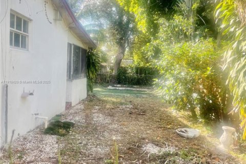 Casa en venta en Hollywood, Florida, 3 dormitorios, 160.35 m2 № 1973200 - foto 3