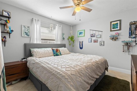 Villa ou maison à vendre à Tampa, Floride: 4 chambres, 176.42 m2 № 1910219 - photo 23