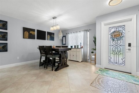 Villa ou maison à vendre à Tampa, Floride: 4 chambres, 176.42 m2 № 1910219 - photo 13