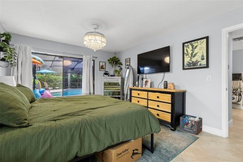 Villa ou maison à vendre à Tampa, Floride: 4 chambres, 176.42 m2 № 1910219 - photo 25