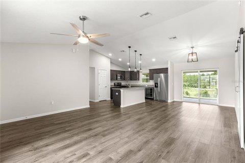 Casa en venta en Ocala, Florida, 4 dormitorios, 163.14 m2 № 2095248 - foto 18