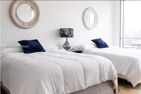 Copropriété à louer à Miami, Floride: 2 chambres, 97.36 m2 № 1985591 - photo 6