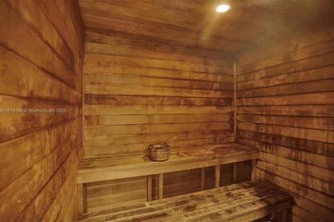 Copropriété à louer à Miami, Floride: 2 chambres, 97.36 m2 № 1985591 - photo 22