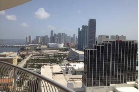 Copropriété à louer à Miami, Floride: 2 chambres, 97.36 m2 № 1985591 - photo 12