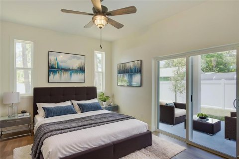 House in Mount Dora, Florida 4 bedrooms, 190.64 sq.m. № 2107956 - photo 24