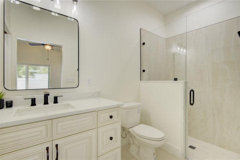 House in Mount Dora, Florida 4 bedrooms, 190.64 sq.m. № 2107956 - photo 28