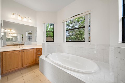 Villa ou maison à vendre à Kissimmee, Floride: 3 chambres, 239.69 m2 № 1751000 - photo 12