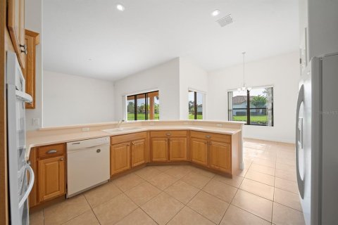 Villa ou maison à vendre à Kissimmee, Floride: 3 chambres, 239.69 m2 № 1751000 - photo 24