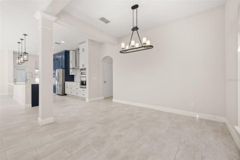 House in Kissimmee, Florida 4 bedrooms, 179.77 sq.m. № 1792078 - photo 11