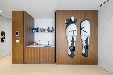 Condo in Sunny Isles Beach, Florida, 6 bedrooms № 2089017 - photo 28