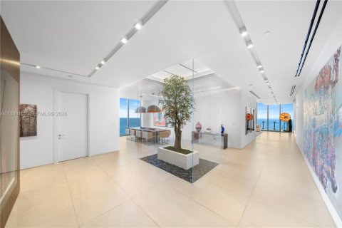 Condo in Sunny Isles Beach, Florida, 6 bedrooms № 2089017 - photo 5