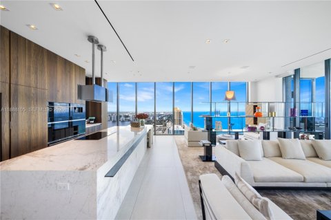 Condo in Sunny Isles Beach, Florida, 6 bedrooms № 2089017 - photo 13