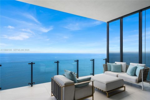 Condo in Sunny Isles Beach, Florida, 6 bedrooms № 2089017 - photo 24
