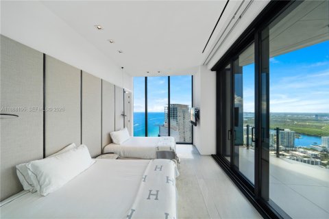 Condo in Sunny Isles Beach, Florida, 6 bedrooms № 2089017 - photo 15