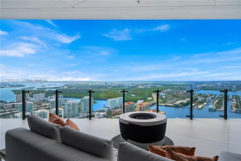 Condo in Sunny Isles Beach, Florida, 6 bedrooms № 2089017 - photo 29
