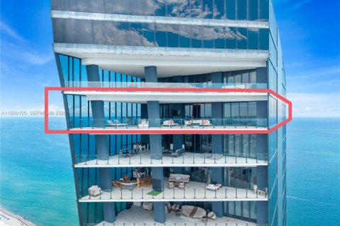 Condo in Sunny Isles Beach, Florida, 6 bedrooms № 2089017 - photo 16