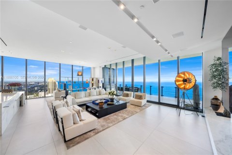 Condo in Sunny Isles Beach, Florida, 6 bedrooms № 2089017 - photo 14