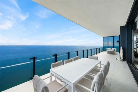 Condo in Sunny Isles Beach, Florida, 6 bedrooms № 2089017 - photo 9