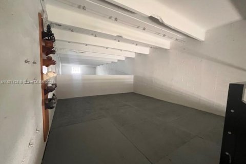 Commercial property in Miami, Florida № 1763337 - photo 21