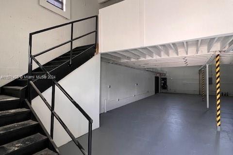 Commercial property in Miami, Florida № 1763337 - photo 12