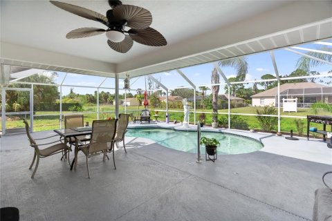 House in North Port, Florida 3 bedrooms, 148.55 sq.m. № 1719678 - photo 26