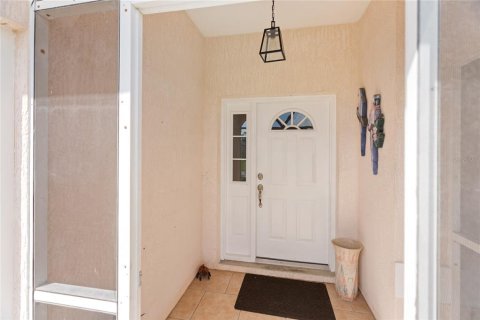 House in North Port, Florida 3 bedrooms, 148.55 sq.m. № 1719678 - photo 3
