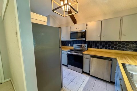 Adosado en alquiler en Tampa, Florida, 3 dormitorios, 131.64 m2 № 1905742 - foto 5