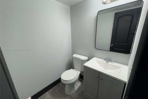 Appartement à louer à Miami, Floride: 2 chambres, 69.68 m2 № 1895700 - photo 24
