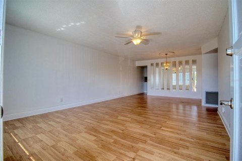 Copropriété à louer à Clearwater, Floride: 2 chambres, 130.06 m2 № 2111513 - photo 13