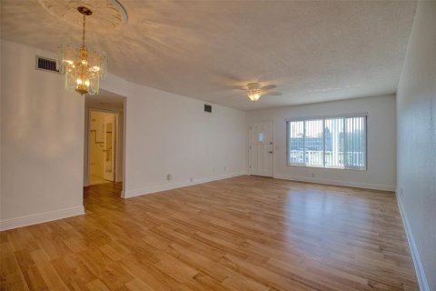 Copropriété à louer à Clearwater, Floride: 2 chambres, 130.06 m2 № 2111513 - photo 14
