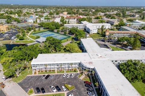 Copropriété à louer à Clearwater, Floride: 2 chambres, 130.06 m2 № 2111513 - photo 3