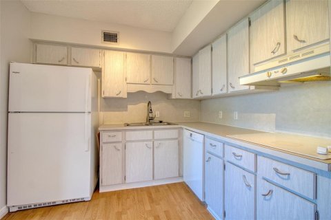 Copropriété à louer à Clearwater, Floride: 2 chambres, 130.06 m2 № 2111513 - photo 17