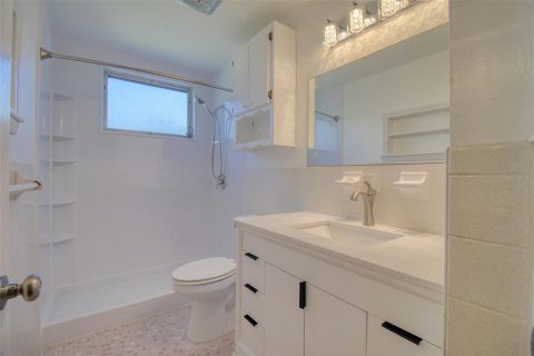 Copropriété à louer à Clearwater, Floride: 2 chambres, 130.06 m2 № 2111513 - photo 27