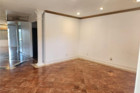 Copropriété à vendre à Sunrise, Floride: 1 chambre, 54.81 m2 № 1969833 - photo 3