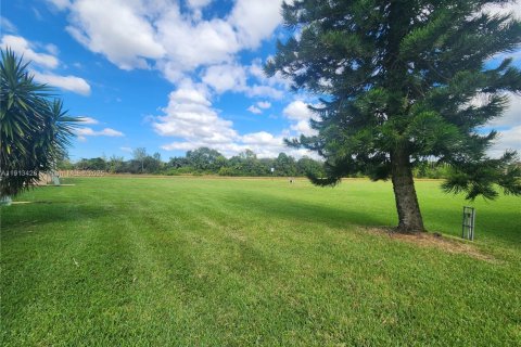 Copropriété à vendre à Sunrise, Floride: 1 chambre, 54.81 m2 № 1969833 - photo 2