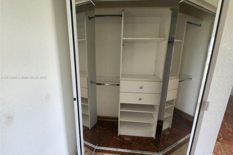 Copropriété à vendre à Sunrise, Floride: 1 chambre, 54.81 m2 № 1969833 - photo 10