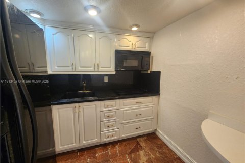 Copropriété à vendre à Sunrise, Floride: 1 chambre, 54.81 m2 № 1969833 - photo 5