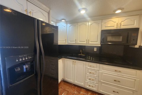 Copropriété à vendre à Sunrise, Floride: 1 chambre, 54.81 m2 № 1969833 - photo 6